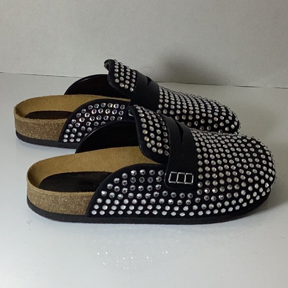 JW Anderson
Crystal Studded Slides - Picture 8 of 15